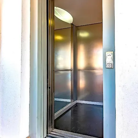 Apto Con Piscina, Terraza Privada & Ac Lägenhetshotell *